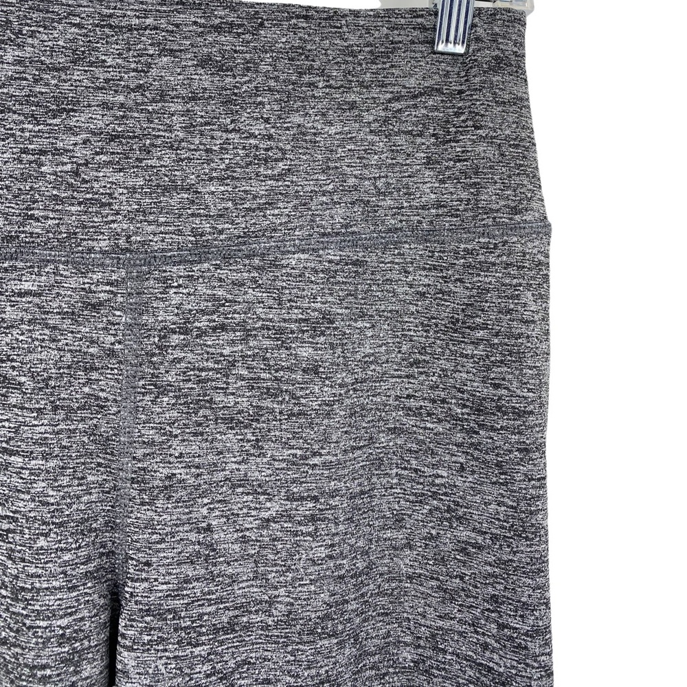 💕SALE💕 Avia Heathered Gray Athletic High Rise Leggings - Picture 5 of 7